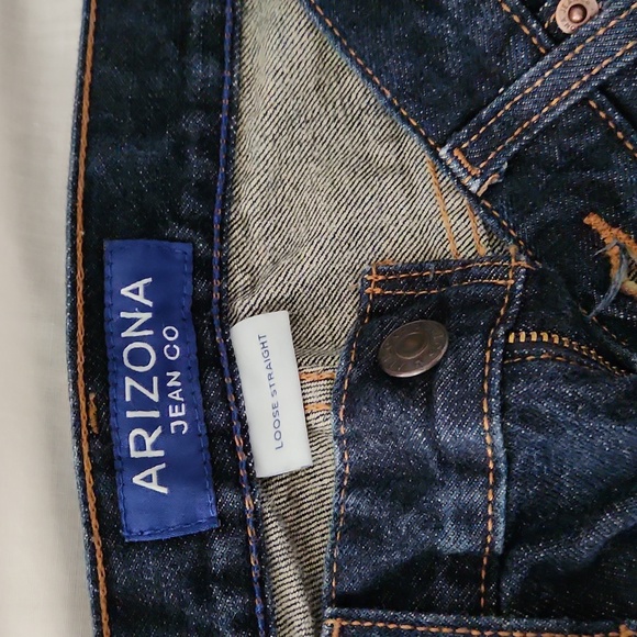 Jeans - Picture 7 of 9